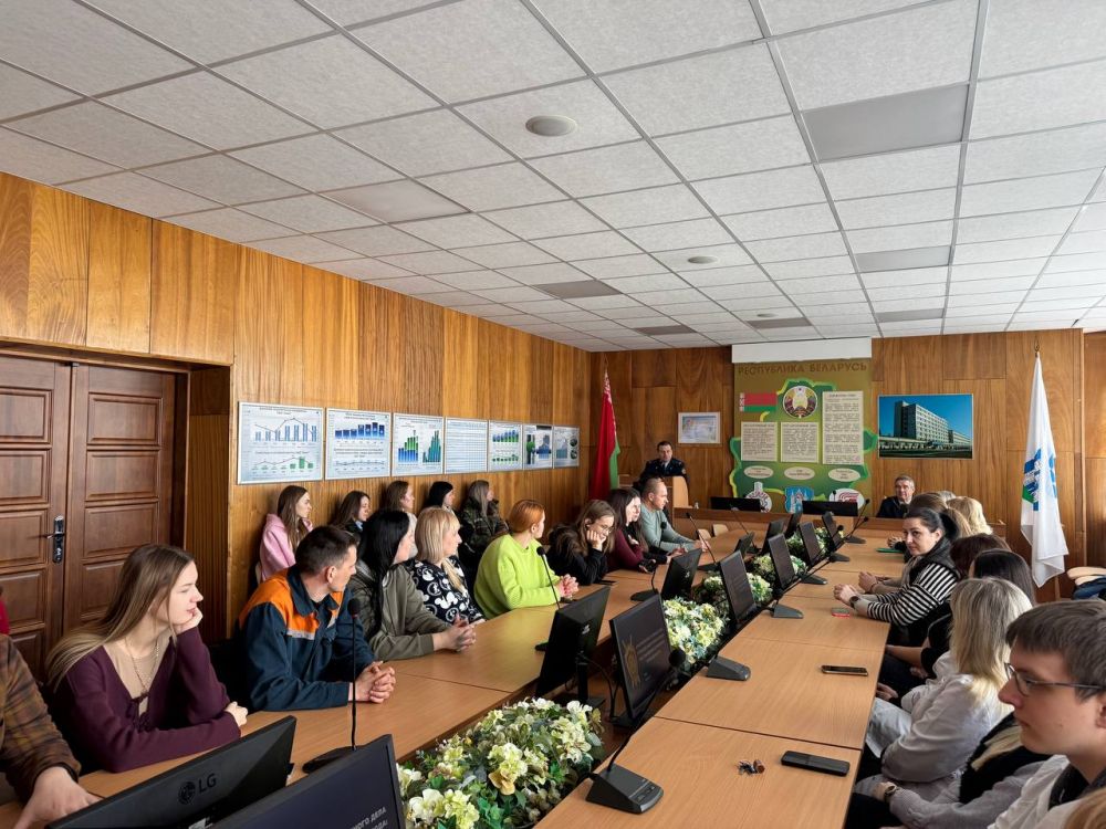 23.02.2026 состоялась встреча заместителя прокурора города Могилева, Фурманова Евгения Георгиевича, с работниками нашего общества