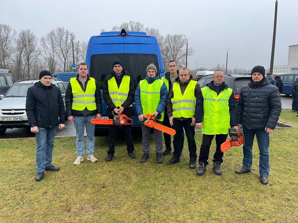 27.11.2025 работники ОАО «Зенит» приняли участие в городской практической проверке готовности аварийно-восстановительных звеньев